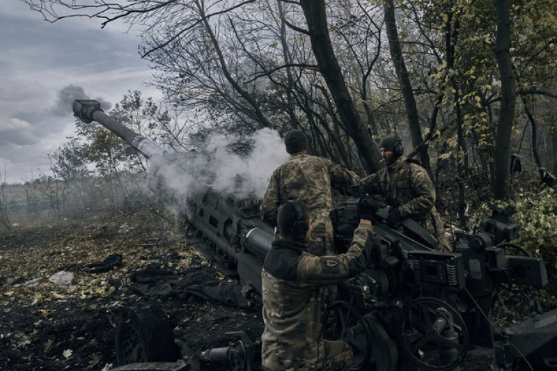 Украинските сили са атакували руски обекти в Запорожие, хиляди отново без ток