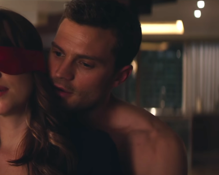 Експерт: Душенето по време на секс може да е опасно