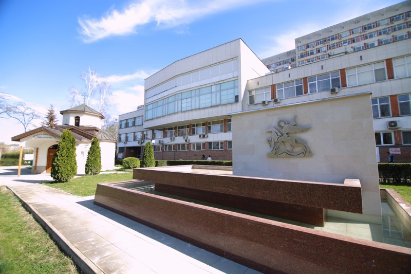 Безплатни бустерни дози за деца в УМБАЛ