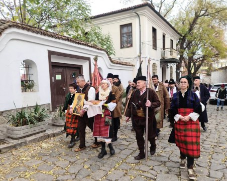 17 майстори и калфи получиха тестерлик от устабашията Кирил Коликов