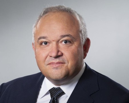 Над 3000 проверки около училища: Задържани са деца, продавали наркотици на съученици