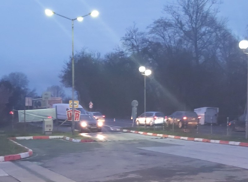 Тежка катастрофа с две жертви затвори пътя Пловдив - Хасково