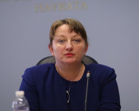 Сачева: Предложихме решение, а депутатите трябва да покажат отговорност