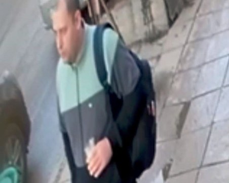 Издирва се! „Прибрал” чужди пари от магазин в София