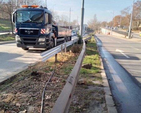 Монтират нови мантинели по пловдивски булеварди