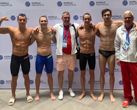 Страхотен успех! Щафетата ни 4х200 метра на финал на Световното по плуване