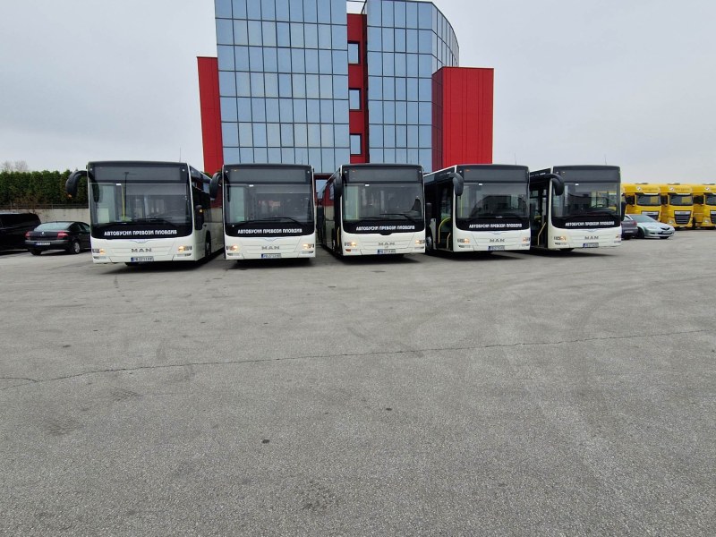 12-метрови нови автобуси тръгват по линиите на градския транспорт. Новите