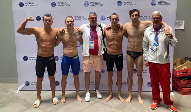 Щафетата на България в плуването в дисциплината 4х200 метра завърши