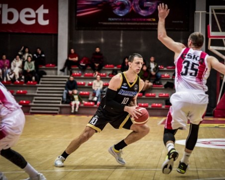 Академик беше много близо до първа победа като гост срещу ЦСКА