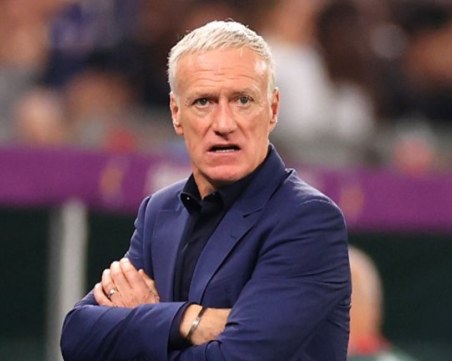 Дидие Дешан може да влезе в историята с още едно постижение