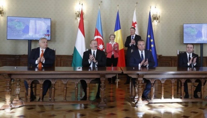 Лидерите на Азербайджан, Грузия, Румъния и Унгария подписаха в събота