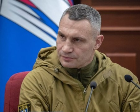 Кличко: В Киев е възстановено топлоподаването след руските въздушни удари