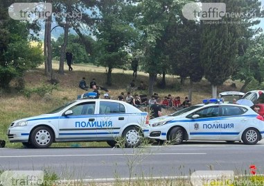 Задържаха група нелегални мигранти край Пловдив в близост до магистрала
