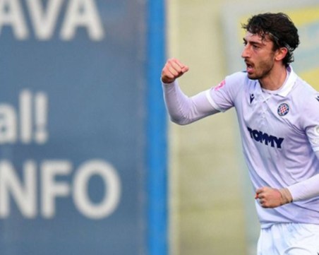 Бивш защитник на Ботев се раздели с Хайдук Сплит