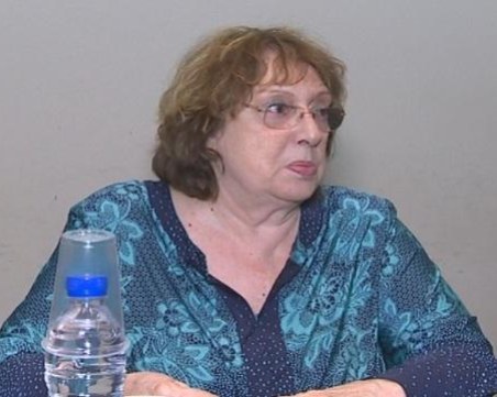 Почина Любинка Нягулова - една от емблемите на БНТ