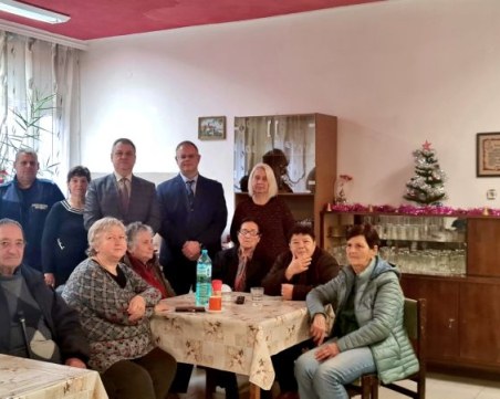 Районният прокурор на Пловдив на среща с пенсионери заради 