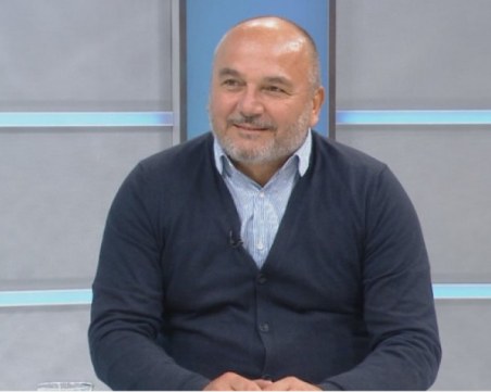 Дацов: В парламента сега правят откровени глупости