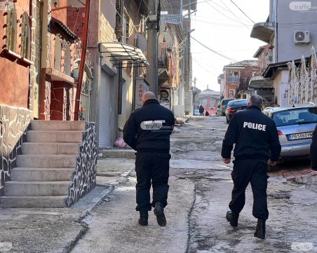 Спецакцията в Асеновград: Близо 600 души са били проверени само за ден