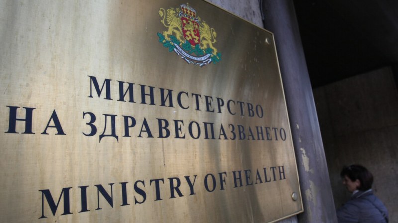 Здравните власти се самосезираха след случая с разменени бебета