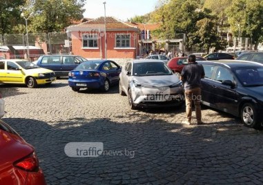 Община Пловдив ще промени наредбата за паркиране за да въведе