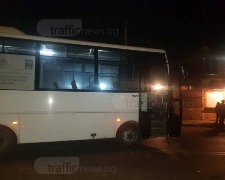 Пиян пловдивчанин заспа в автобус от градския транспорт, свалиха го с белезници