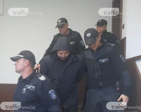 Симо Касабов: Всичко беше нормално - смях, обич и после хванах жена ми на видео разговор с друг мъж