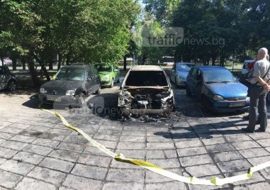 Лек автомобил горя снощи на бул Дунав в Пловдив Сигналът