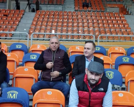 Стоичков и Зико правят първа копка на новия спортен комплекс за 7 млн. лева върху 50 дка