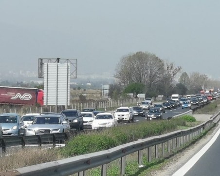 Започна голямото пътуване, трафикът е засилен