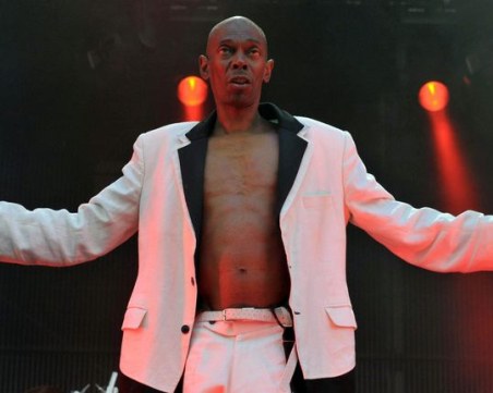 Почина вокалистът на 