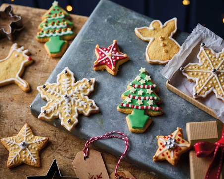 С дъх на Коледа: Медено-джинджифилови сладки