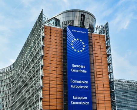 Военни стреляли до централата на Европейската комисия в Брюксел