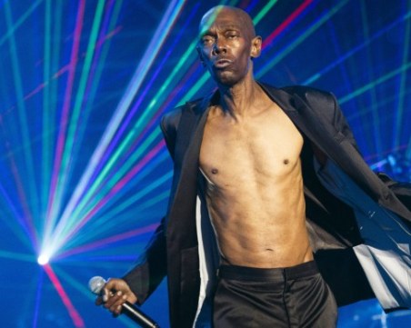 Почина вокалистът на Faithless Макси Джаз