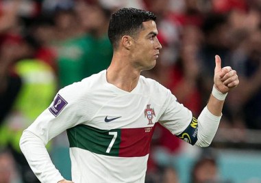 Изненадващо лично турският президент Реджеп Тайип Ердоган обяви че трансферът