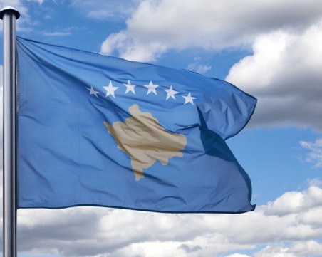 Мисията на НАТО в Косово разследва инцидент със стрелба