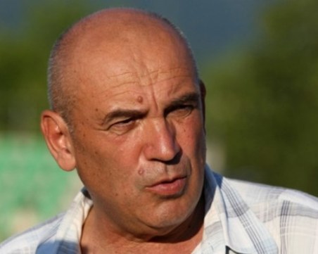 Поклонението пред легендарния треньор Георги Димитров ще бъде в Костенец