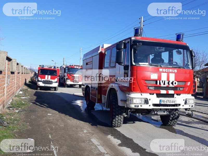 Двама мъже пострадаха при пожари в Пловдивско
