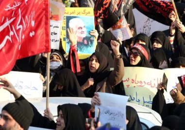 Броят на жертвите на общонационалните протести в Иран достигна до 476
