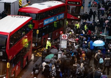 Във Великобритания продължават стачките Служителите от Граничен контрол жп работниците
