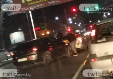 Спор след пътен инцидент в Пловдив прерасна във физическа самораправа