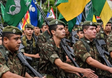 Бразилската полиция съобщи че е извършила обиски в цялата страна