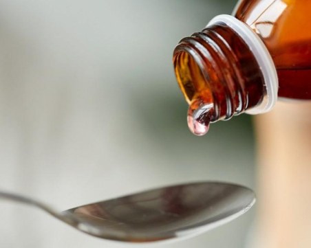 19 деца са починали в Узбекистан след прием на сироп