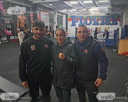 Пловдивската боксьорка Венелина Поптолева, която печели медали от големи първенства и служи в армията