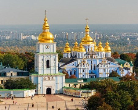 Украинските власти към църквата: Путин трябва да бъде обявен за Сатана