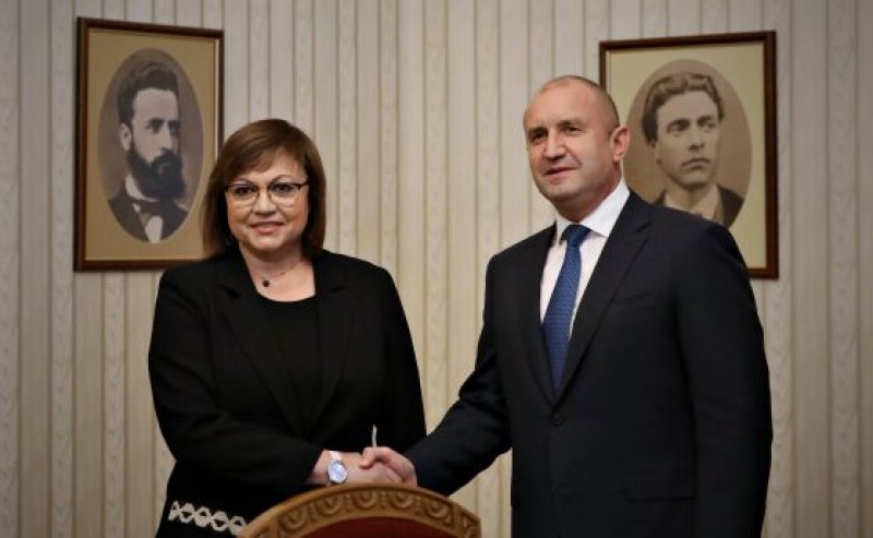 Нинова: Радев направи коледен подарък на войнолюбците