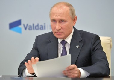 Руският президент Владимир Путин подписа вчера закон в който е