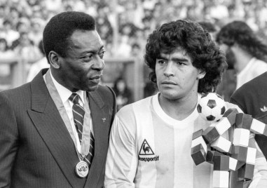Светът отдава почит към Пеле Легендарният бразилски футболист почина вчера