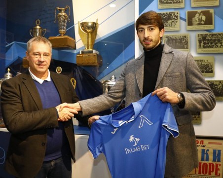 Официално: Левски представи бивш играч на Ботев