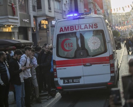 Седем души са загинали при експлозия в ресторант в Турция