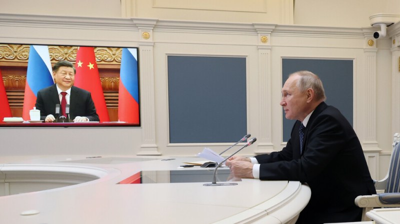 Путин към Си Дзинпин: Искаме да засилим военното сътрудничество с Китай